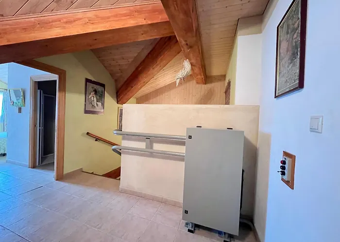 El Socaire Del Trasgo-complejo De * Santa Gadea