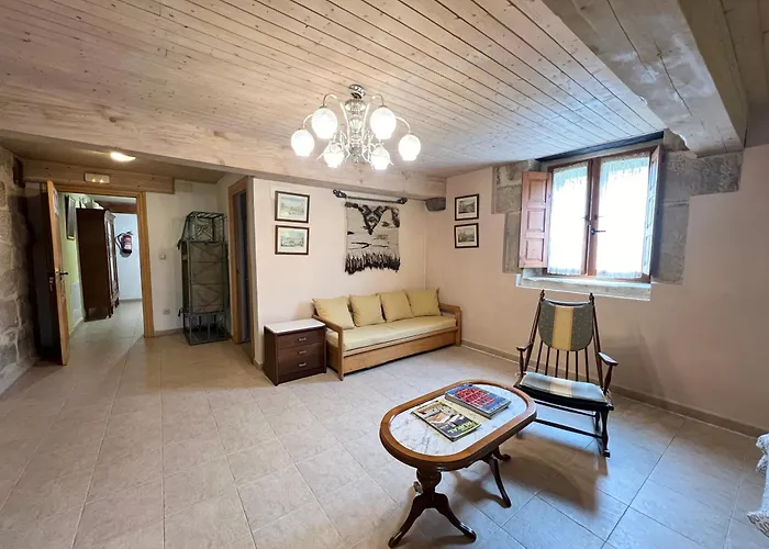 El Socaire Del Trasgo-complejo De * Santa Gadea